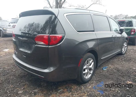 2017 Chrysler Pacifica Touring-L Plus z USA, uszkodzony, nr VIN 2C4RC1EG4HR533397